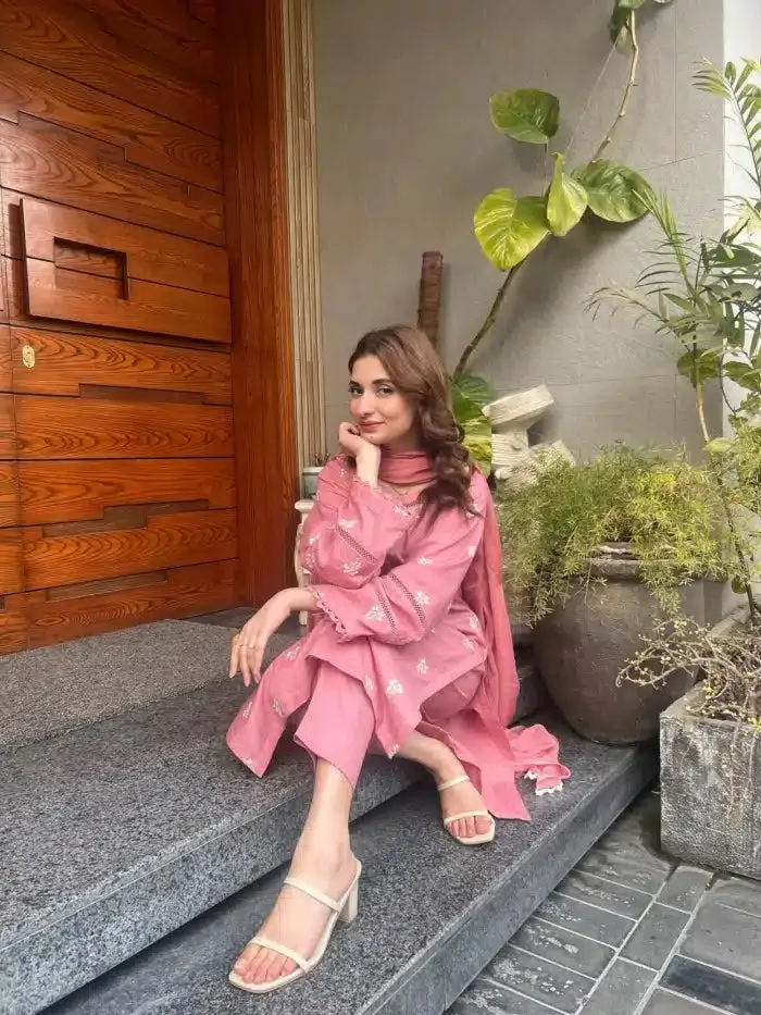 AB-Blush Pink - Image 3