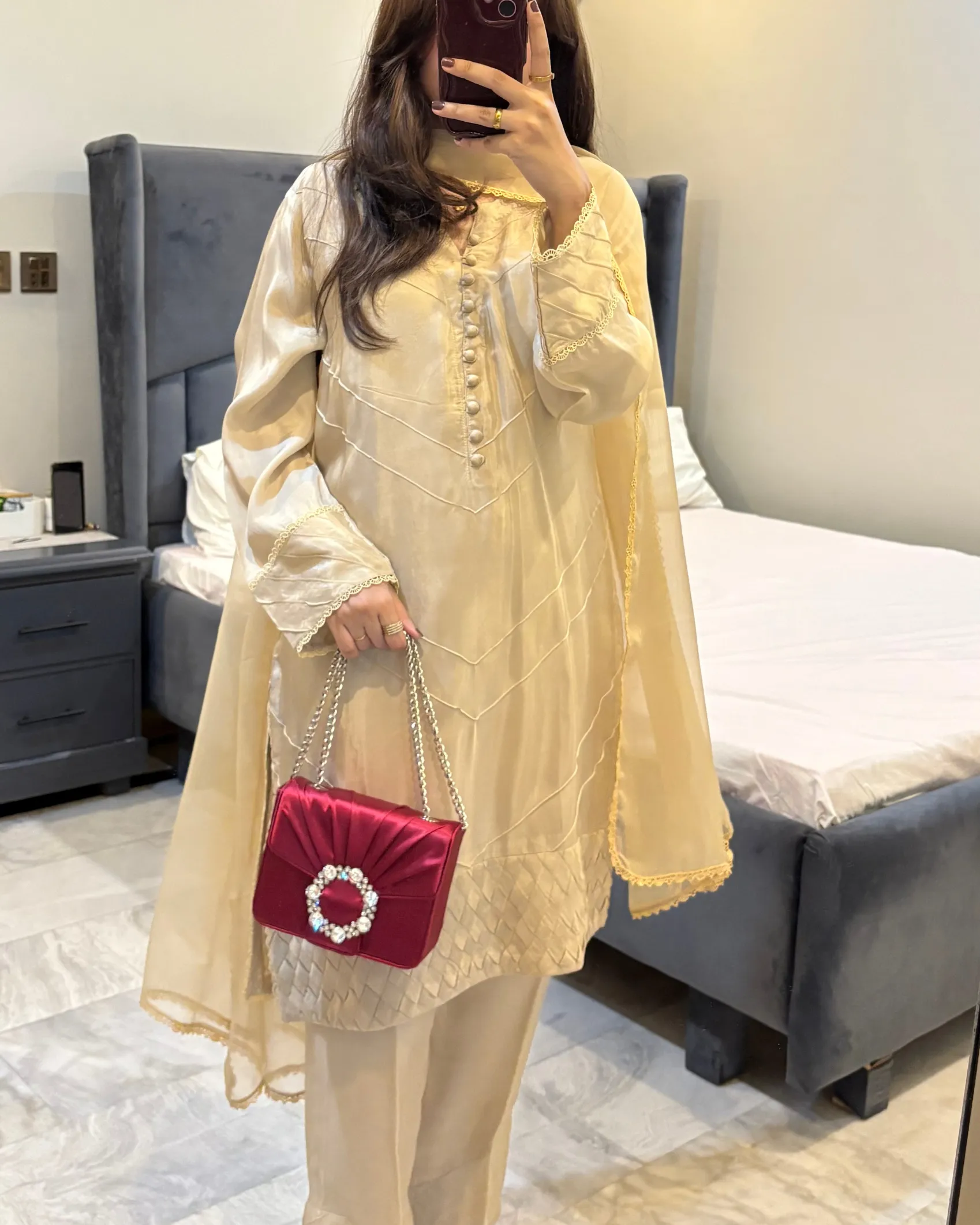 Minsa 01 Outfitt